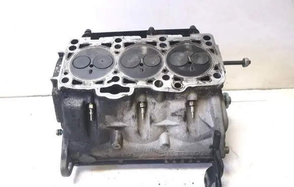 Audi A2 Engine head AMF