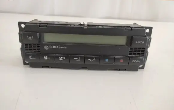 Volkswagen Golf IV Climate control unit