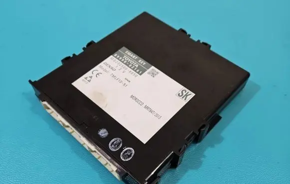 Toyota Auris E180 Central body control module 89990-02161 IMPRK1357839