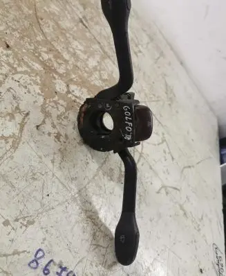 Volkswagen Golf III Indicator stalk