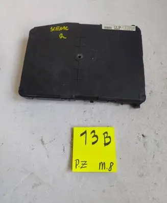 Renault Scenic II - Grand scenic II Central body control module UCHX84N3INT