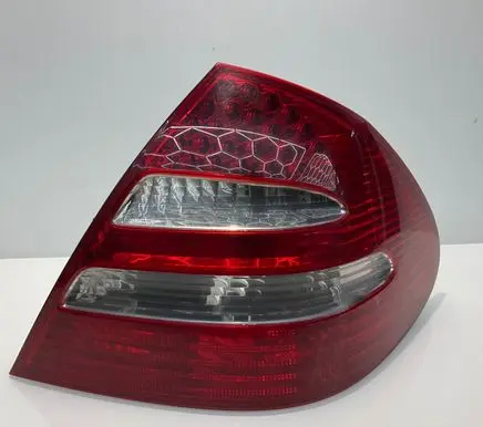 Mercedes-Benz E W211 Rear/tail lights A2118200664 334010 3205702