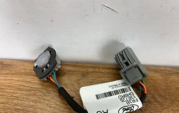 Ford Mustang VII Glove box light FR3B13E720PI FR3B13E720