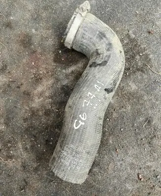 Volkswagen Golf VI Intercooler hose/pipe 1K0145832AC