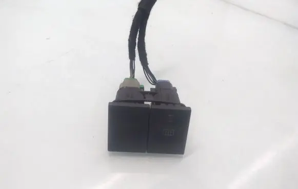 Ford Mondeo Mk III Windscreen/window heater switch