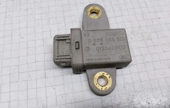 Mercedes-Benz E W210 ESP acceleration yaw rate sensor 0265005113 0125420417