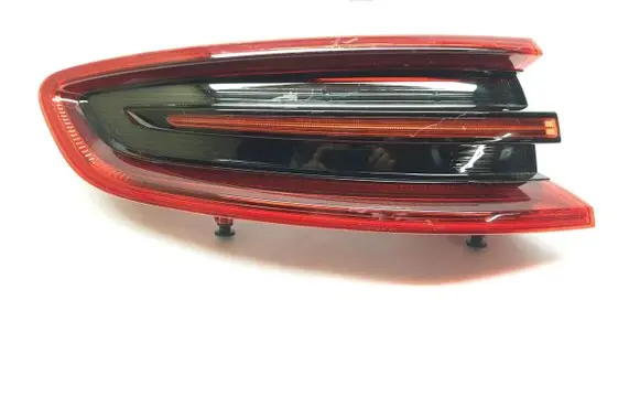 Porsche Macan (95B) Rear/tail lights 95B945095R