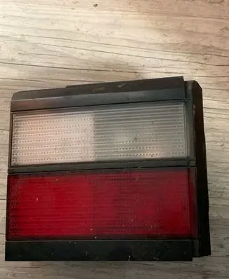 Volkswagen PASSAT B3 Tailgate rear/tail lights 333945107