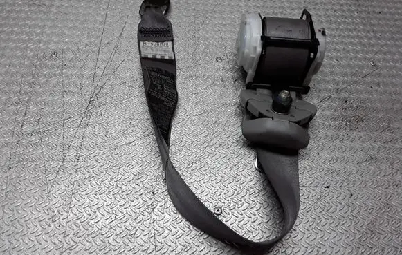 Mitsubishi Grandis Rear seatbelt TKAB2N698