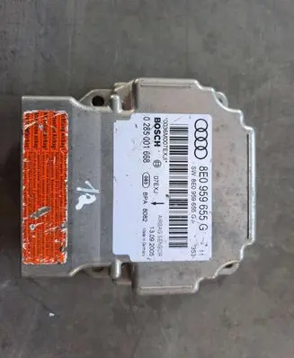 Audi A4 S4 B7 8E 8H Airbag control unit/module 8E0959655G 0285001668