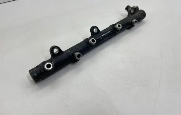 BMW 3 E46 Fuel main line pipe 7787164 0084924L5 0445214030