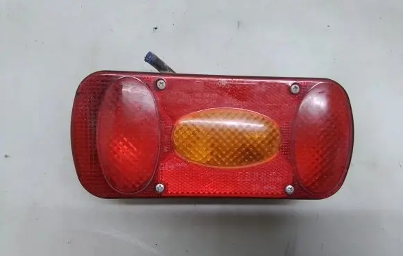 Renault Master II Rear/tail lights