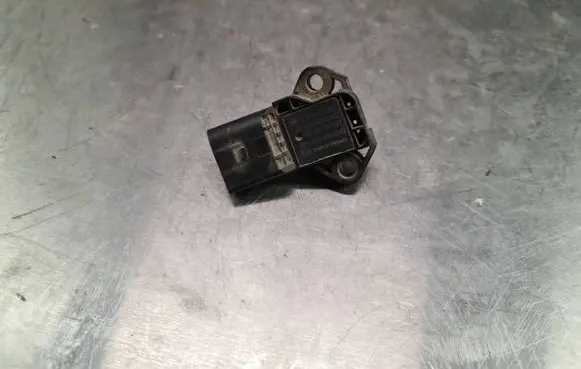 Volkswagen Caddy Air pressure sensor 0261230267 03G906051D