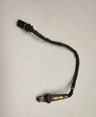 Mercedes-Benz CLS C219 Lambda probe sensor A0015400517