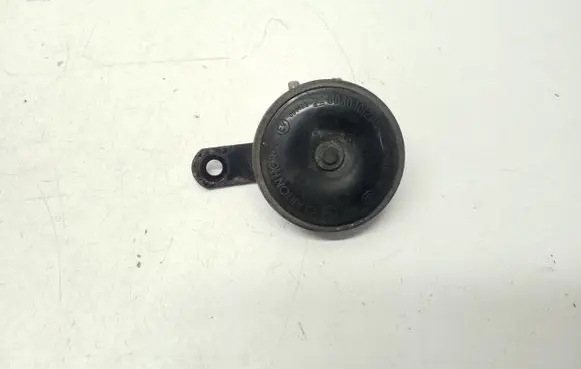 Nissan Juke I F15 Horn signal 008040