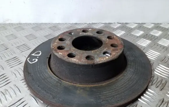 Volkswagen Touran II Rear brake disc