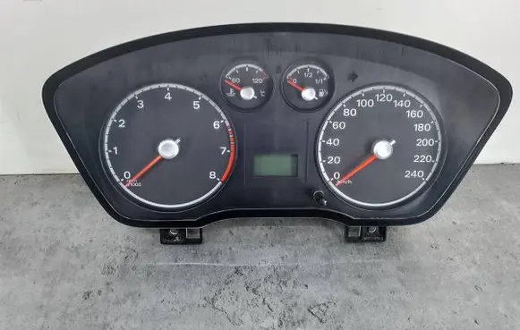 Speedometer (instrument cluster)