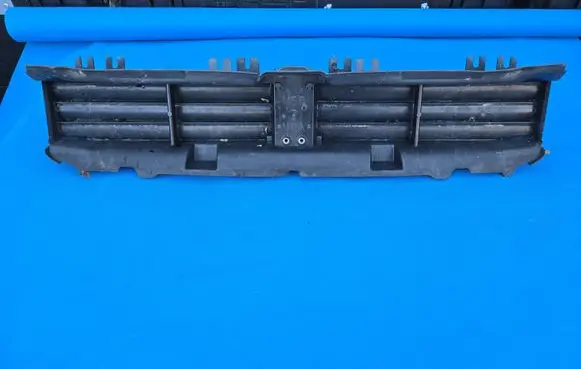 BMW 3 G20 G21 Radiator trim 5A22C65 Wzmocnienie