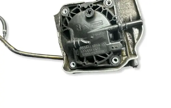 Ford Kuga II Fuel filter housing 9685414080