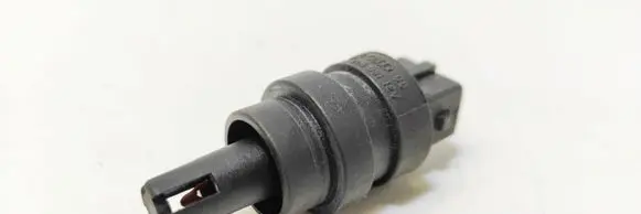 Volkswagen Golf IV Intake air temperature sensor 028906081