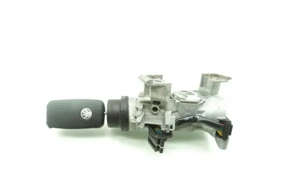 Volkswagen Tiguan Ignition lock 1K0905851B
