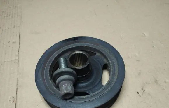 Honda Civic Crankshaft pulley RNA51128A