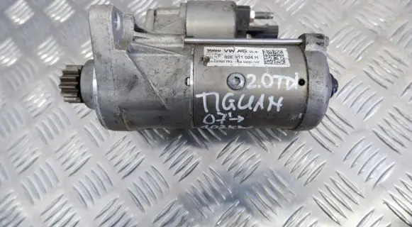 Volkswagen Tiguan Starter motor 02E911024H