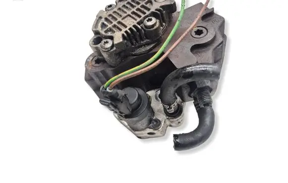 Volvo S60 Fuel injection high pressure pump 0445010043 8642778