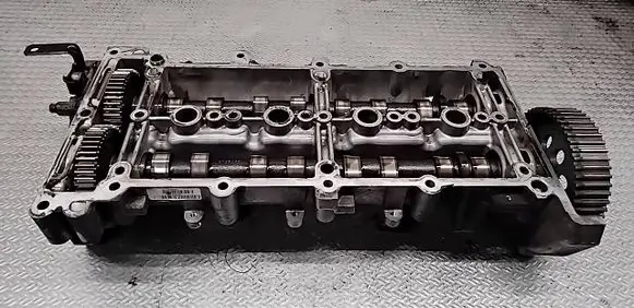 Opel Insignia A Camshaft 55565668