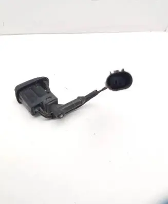 BMW 3 E46 Windshield washer spray nozzle 7056731 6166