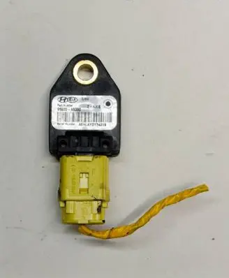 Hyundai i30 Airbag deployment crash/impact sensor 95920A6000T9 95920A6000