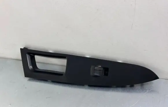 Ford Mondeo MK V Front door window switch trim DS7314A563J
