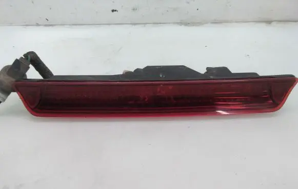 Honda FR-V Third/center stoplight 28622539