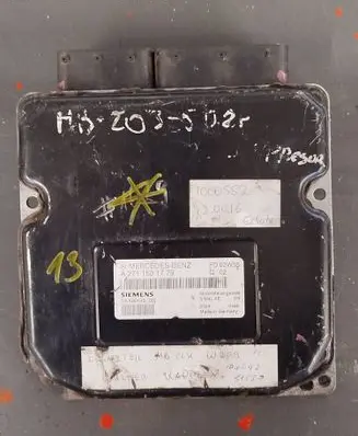 Mercedes-Benz C W203 Engine control unit/module a2711531779
