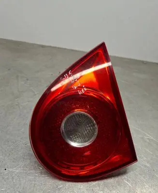 Volkswagen Golf V Tailgate rear/tail lights 1K6945094J 1K6945108C 4VFX15500AA