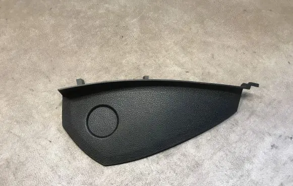 BMW 1 F20 F21 Dashboard side end trim 9205406