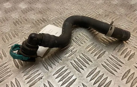 Toyota RAV 4 (XA50) Engine coolant pipe/hose