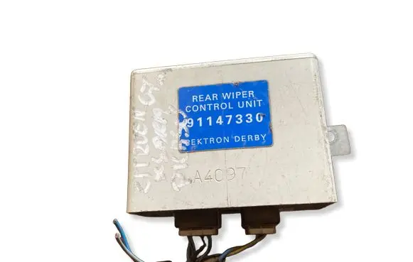 Opel Frontera B Window wiper interval relay 91147330