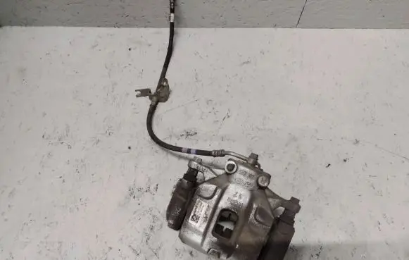 Hyundai Tucson IV NX4 Front brake caliper 58130R2100 TR2YY0456