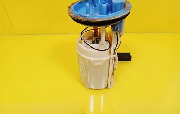 Seat Leon (1P) In-tank fuel pump 1K0919051AE