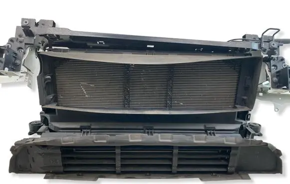 Volvo XC40 Radiator set P32222109 32234762 32234761