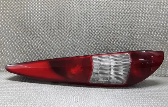 Ford Mondeo Mk III Rear/tail lights 1S7113405C