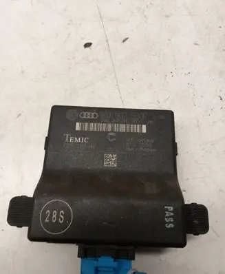 Skoda Octavia Mk2 (1Z) Gateway control module 1K0907530F 1K0907951 1K0907530E
