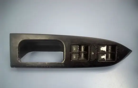 Volkswagen Touran I Electric window control switch 1T1867371F