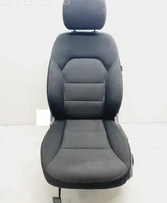 Mercedes-Benz B W246 W242 Front driver seat 246860130 246910250