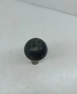 Suzuki Samurai Gear lever shifter trim leather/knob