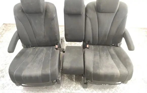Mazda 5 Rear seat 