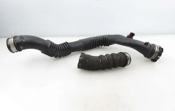 BMW 1 E81 E87 Intercooler hose/pipe 7797480 7797481