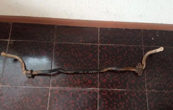Subaru Legacy Front anti-roll bar/sway bar