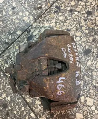 Opel Zafira A Front brake caliper
